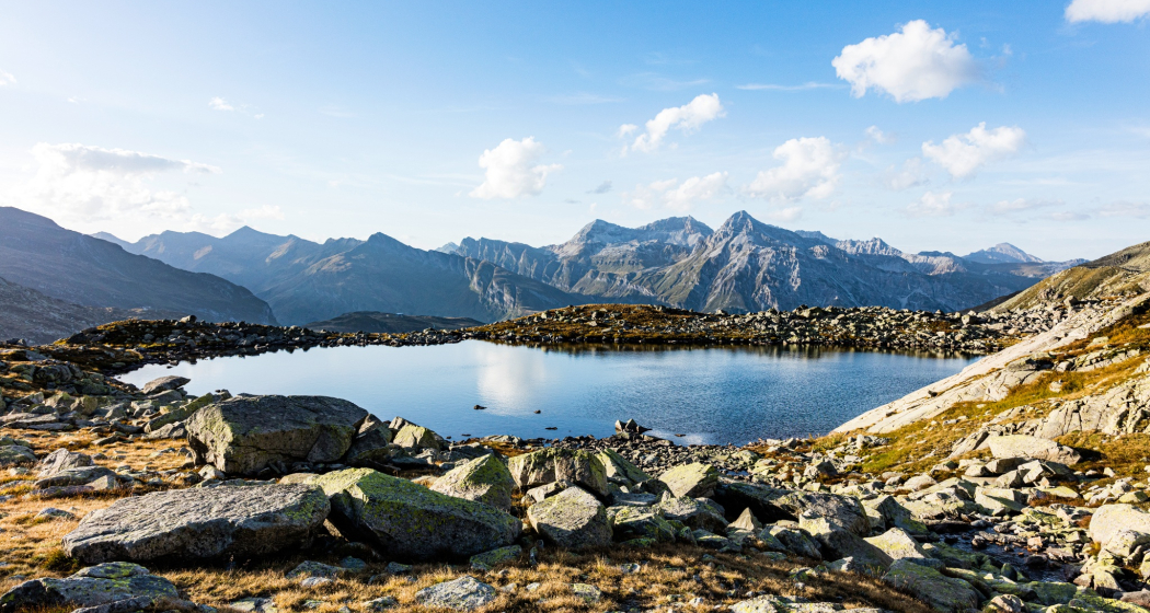 Bergseeli Splügenpass (oua_611520167_image) Bergseeli Splügenpass (oua_611520167_image)
