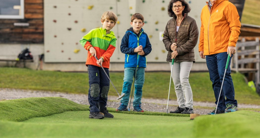 Adventure Golf-Anlage (oua_611573105_image) Adventure Golf-Anlage (oua_611573105_image)
