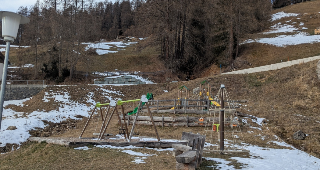 Spielplatz Mathon (oua_612633508_image) Spielplatz Mathon (oua_612633508_image)