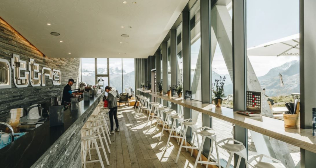 Quattro Bar (oua_620272457_image)