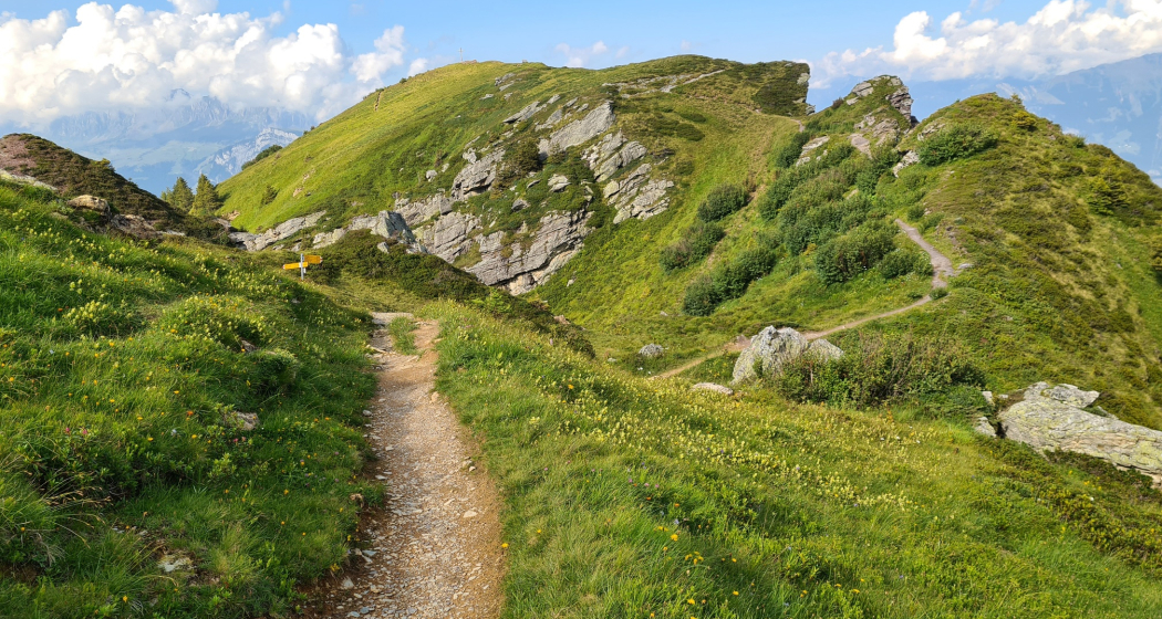 Weg zum Garmil Weg zum Garmil