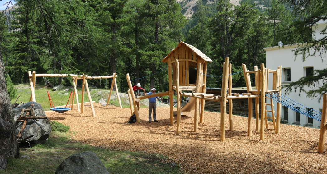 Kinderspielplatz Morteratsch (oua_63105749_image) Kinderspielplatz Morteratsch (oua_63105749_image)