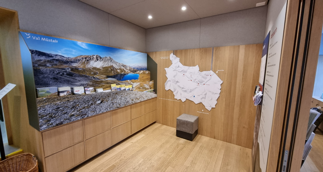 Gäste-Information Müstair (oua_63248139_image) Gäste-Information Müstair (oua_63248139_image)