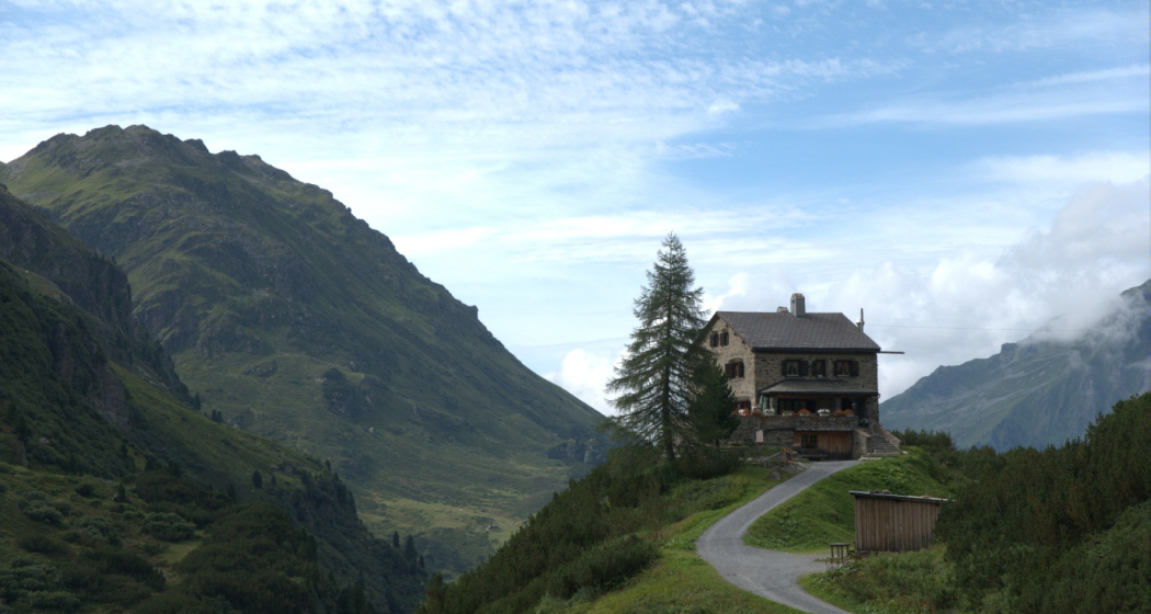 Via Grischuna - Etappe 1 (oua_64507189_image) Via Grischuna - Etappe 1 (oua_64507189_image)