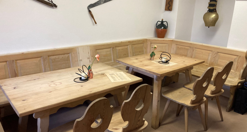 Bar – Cafe Fontana (oua_66005502_image) Bar – Cafe Fontana (oua_66005502_image)