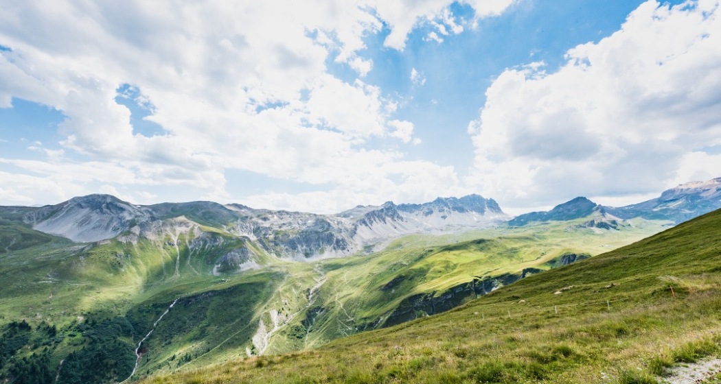 Auf dem Weg zur Alp Curtginatsch Auf dem Weg zur Alp Curtginatsch