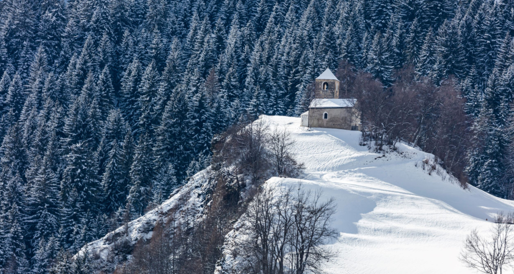 Reformierte Kirche Casti im Winter Reformierte Kirche Casti im Winter