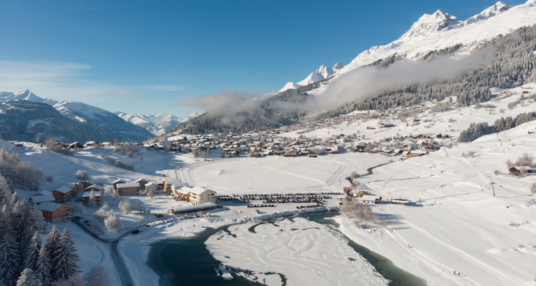 Das Foto zeigt den Brigelser See im Winter Das Foto zeigt den Brigelser See im Winter