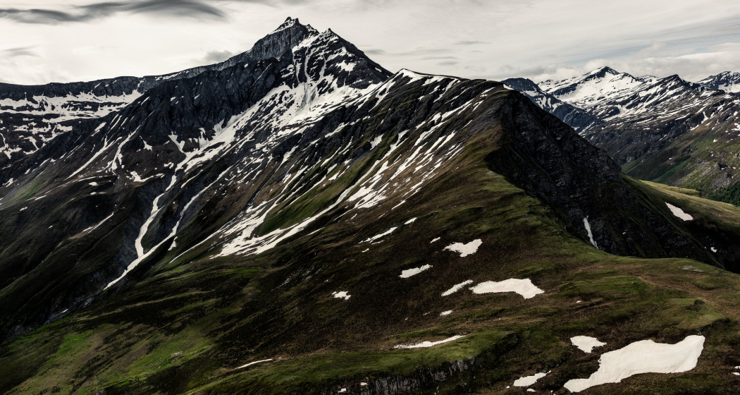 Piz Tomül im Frühling Piz Tomül im Frühling
