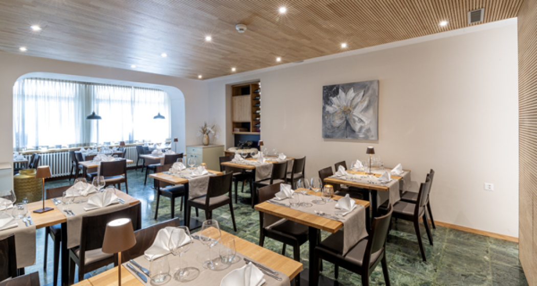La sala posteriore del Ristorante Bellevue La sala posteriore del Ristorante Bellevue