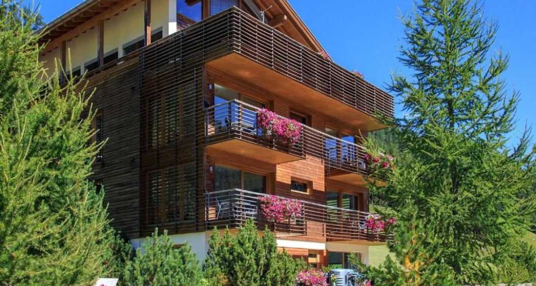 Elektroauto-Ladestation Apart Lischana (oua_80632728_image) Elektroauto-Ladestation Apart Lischana (oua_80632728_image)