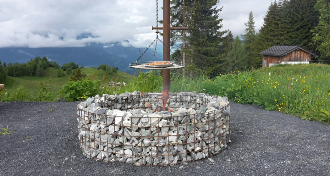 Feuerstelle Oberdutjen, Valendas (oua_82083080_image) Feuerstelle Oberdutjen, Valendas (oua_82083080_image)