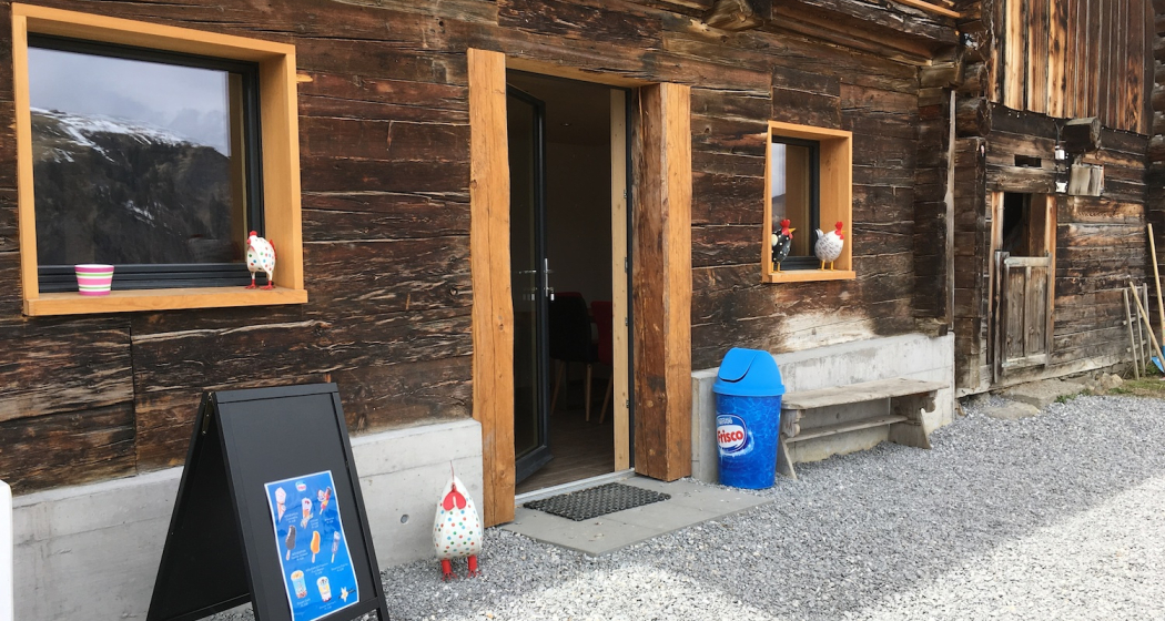 Hof-Beizli demhimmeleinstücknäher.ch in Camanaboda Hof-Beizli demhimmeleinstücknäher.ch in Camanaboda