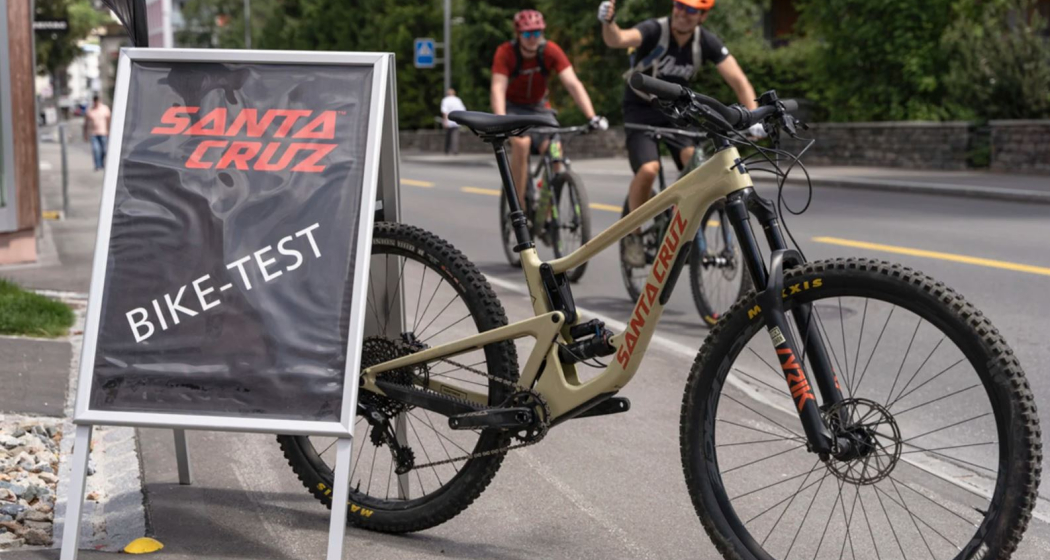 Fullmoons Bergsport (oua_85811397_image) Fullmoons Bergsport (oua_85811397_image)