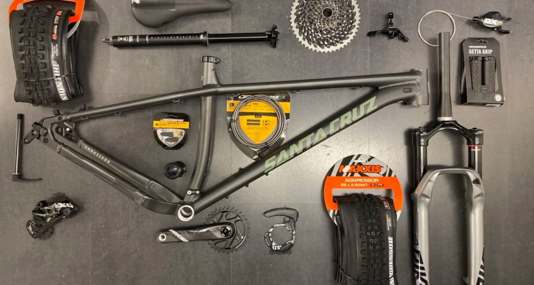 Fullmoons Bergsport (oua_85811398_image) Fullmoons Bergsport (oua_85811398_image)