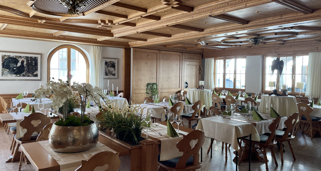 Saal vom Restaurant Lukmanier Saal vom Restaurant Lukmanier