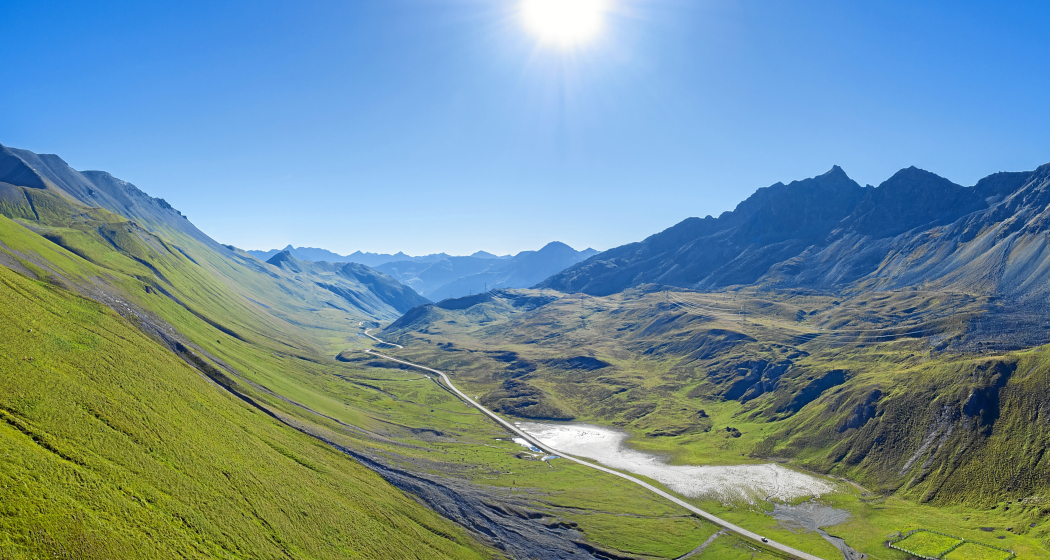 Landschaftlich reizvolle Rundwanderung um den Albulapass (oua_88759693_image) Landschaftlich reizvolle Rundwanderung um den Albulapass (oua_88759693_image)