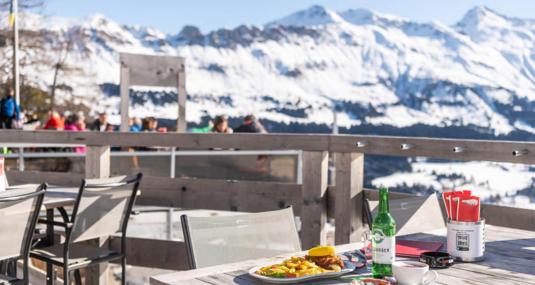 Pradaschier Bergrestaurant Winter Terrasse Pradaschier Bergrestaurant Winter Terrasse