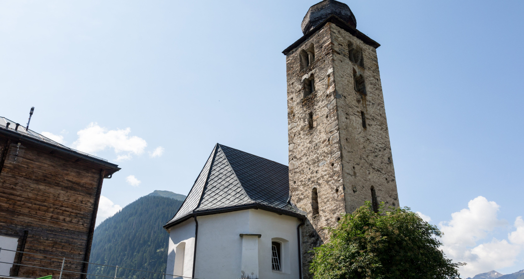 Evangelische Kirche, Duvin (oua_90051944_image) Evangelische Kirche, Duvin (oua_90051944_image)