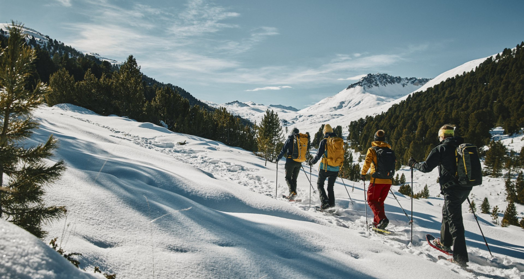 Traumhafte Schneeschuhwanderung von S-charl nach Lü im Val Müstair - Via Silenzi Traumhafte Schneeschuhwanderung von S-charl nach Lü im Val Müstair - Via Silenzi