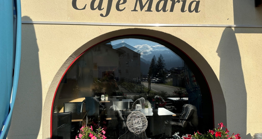 Café Maria (oua_92765770_image) Café Maria (oua_92765770_image)