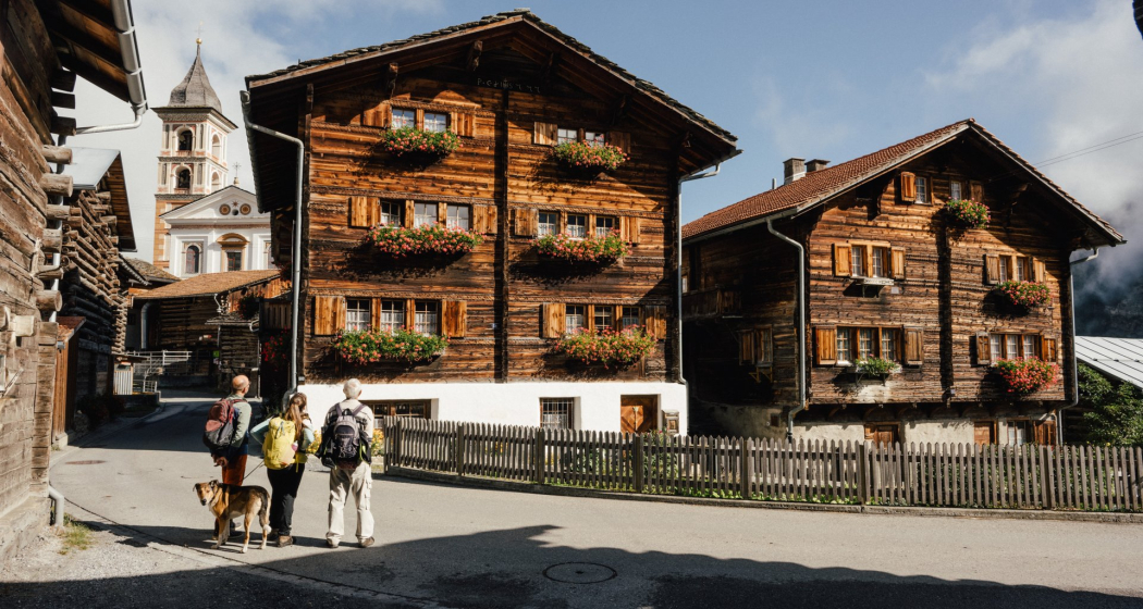 Eine kurze Besichtigung in Vrin lohnt sich ganz sicher