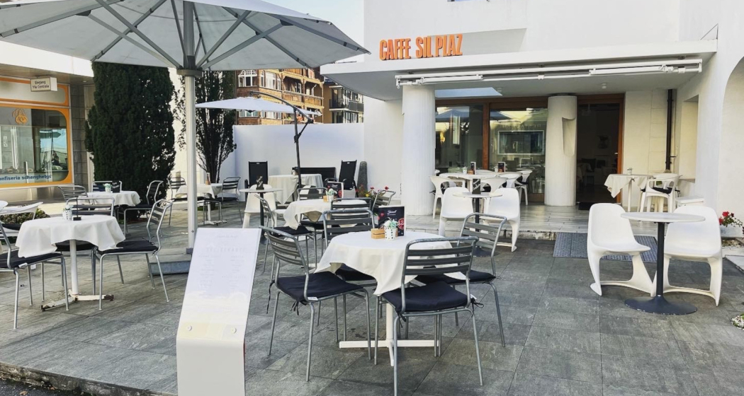 Aussensitzplatz Café Sil Plaz, Ilanz Aussensitzplatz Café Sil Plaz, Ilanz
