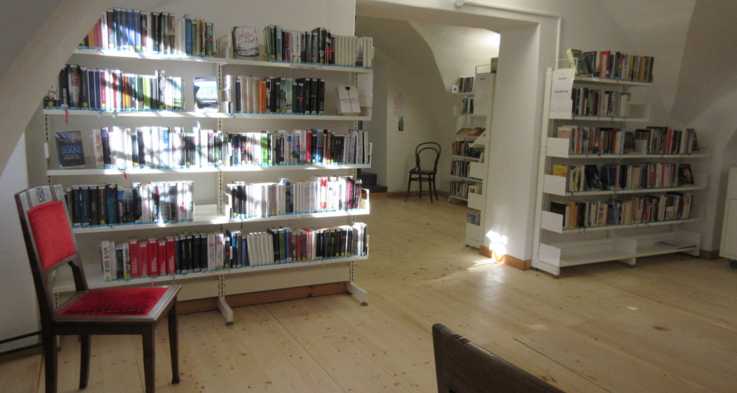 Bibliothek Rosengarten Innenansicht Bibliothek Rosengarten Innenansicht