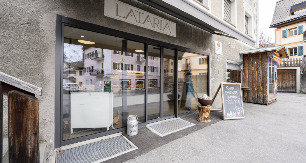 Selbstbedienungs-Automat Lataria Selbstbedienungs-Automat Lataria