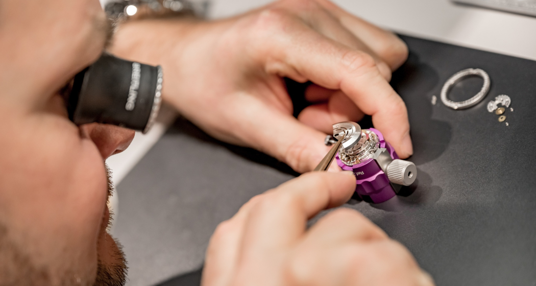 ZEGG Watches & Jewellery (oua_99460201_image) ZEGG Watches & Jewellery (oua_99460201_image)