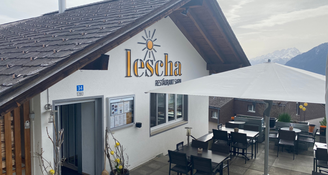 Die Terrasse vom Restaurant Lescha Die Terrasse vom Restaurant Lescha