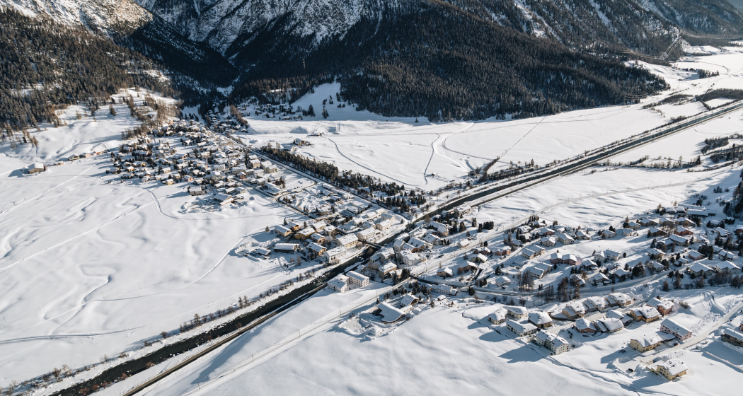 La Punt/Engadin (st_mail_background_83614ae) La Punt/Engadin (st_mail_background_83614ae)