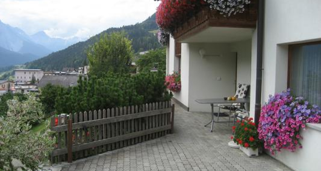 Sitzplatz Südseite Sitzplatz Südseite