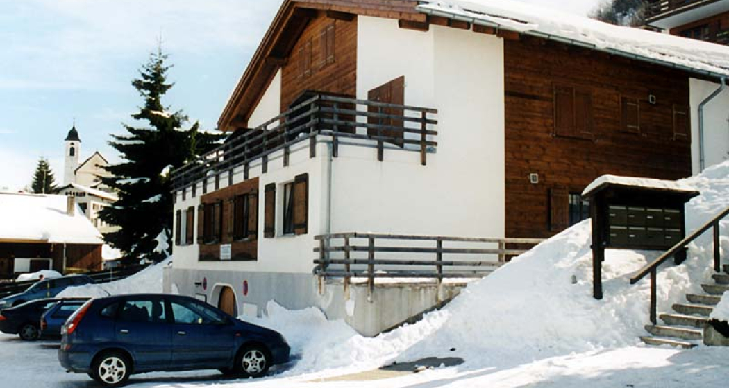Ferienwohnung Sut las Caglias Henninger, Surcuolm (tom_tds00020010683487388_image) Ferienwohnung Sut las Caglias Henninger, Surcuolm (tom_tds00020010683487388_image)