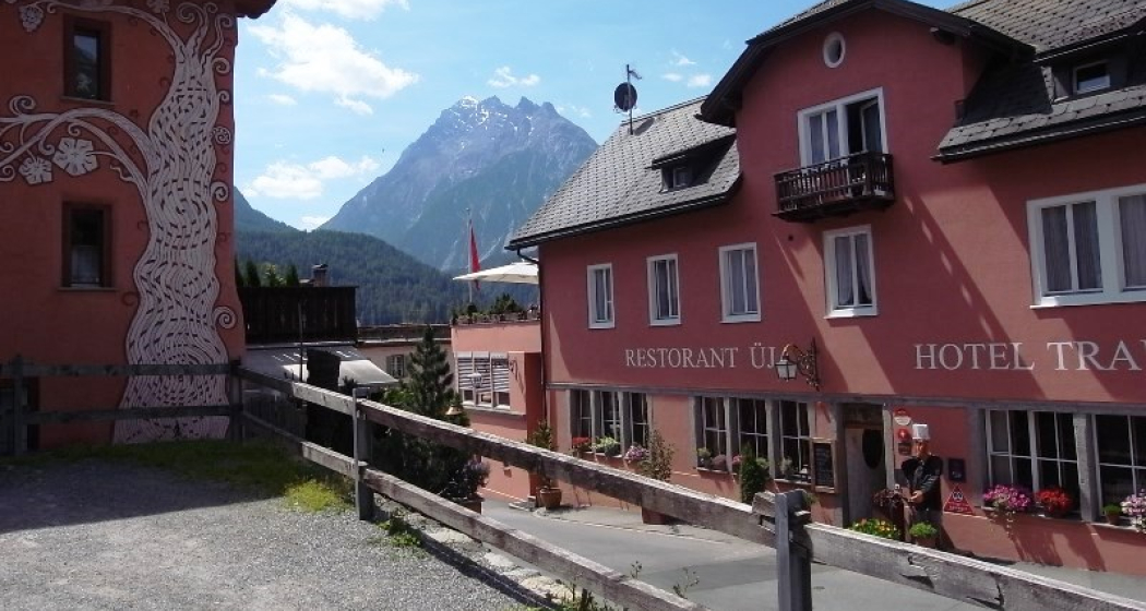 Hotel Traube Scuol Hotel Traube Scuol