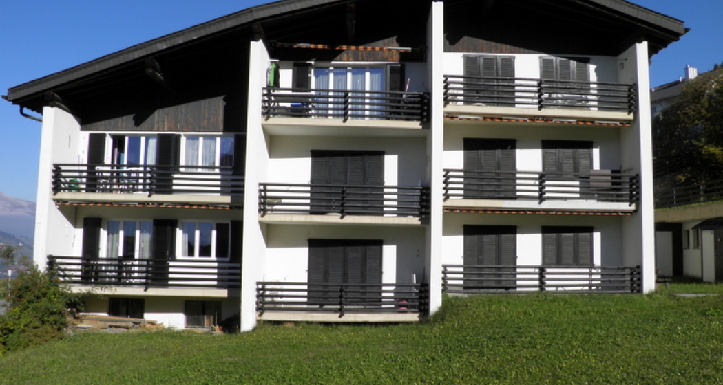 Ferienwohnugn Sut Via Hasler, Surcuolm - Ansicht Sommer Ferienwohnugn Sut Via Hasler, Surcuolm - Ansicht Sommer