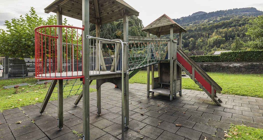 Spielplatz Altersheim Flums (ctd_23bdb507-490b-49ca-8bfb-aed7d002f7d4_img02) Spielplatz Altersheim Flums (ctd_23bdb507-490b-49ca-8bfb-aed7d002f7d4_img02)