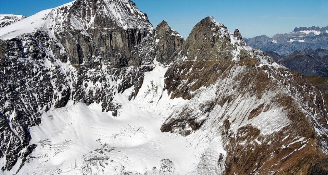 Sardonagletscher (ctd_d02442c1-0051-4db0-aebe-fb3c3735c1e2_image) Sardonagletscher (ctd_d02442c1-0051-4db0-aebe-fb3c3735c1e2_image)