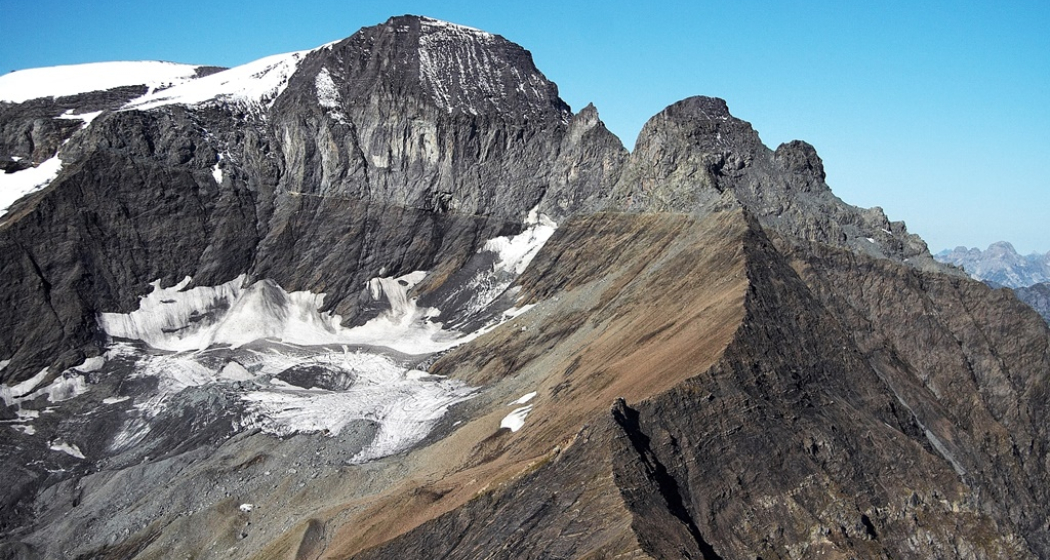 Sardonagletscher (ctd_d02442c1-0051-4db0-aebe-fb3c3735c1e2_img01) Sardonagletscher (ctd_d02442c1-0051-4db0-aebe-fb3c3735c1e2_img01)