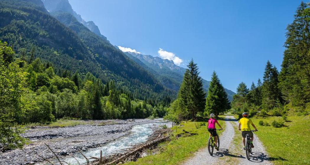 E-Bike und Therme: Wellness und E-Bike in Bad Ragaz (exp_1f79dde) E-Bike und Therme: Wellness und E-Bike in Bad Ragaz (exp_1f79dde)