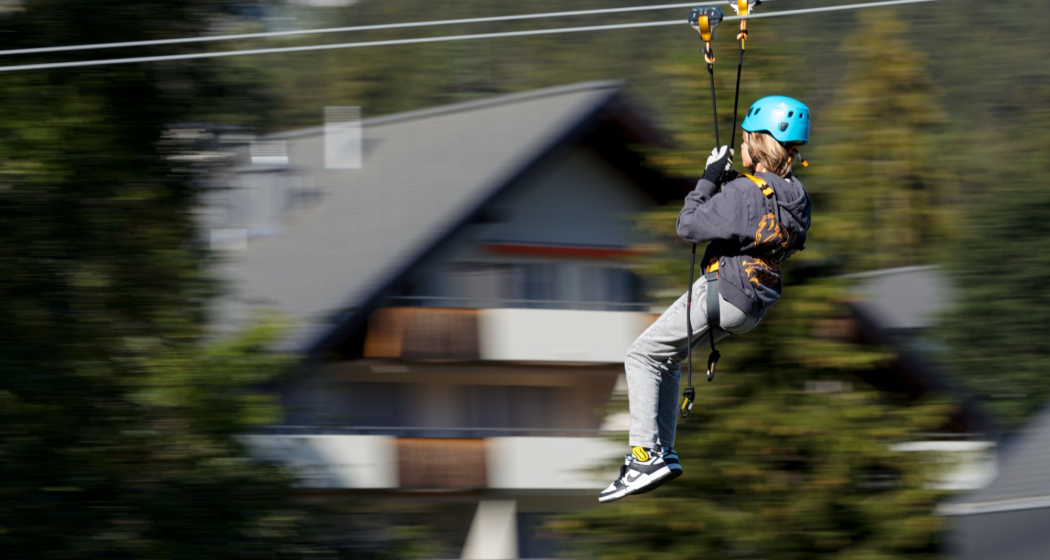 Ticket "Vertical Drop oder Zipline” am rocks Park Tower in Laax (exp_9154092) Ticket "Vertical Drop oder Zipline” am rocks Park Tower in Laax (exp_9154092)