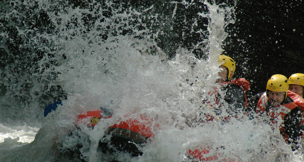 Wildwasser Rafting Giarsun Schlucht auf dem Inn für Fortgeschrittene (exp_b8d3569) Wildwasser Rafting Giarsun Schlucht auf dem Inn für Fortgeschrittene (exp_b8d3569)