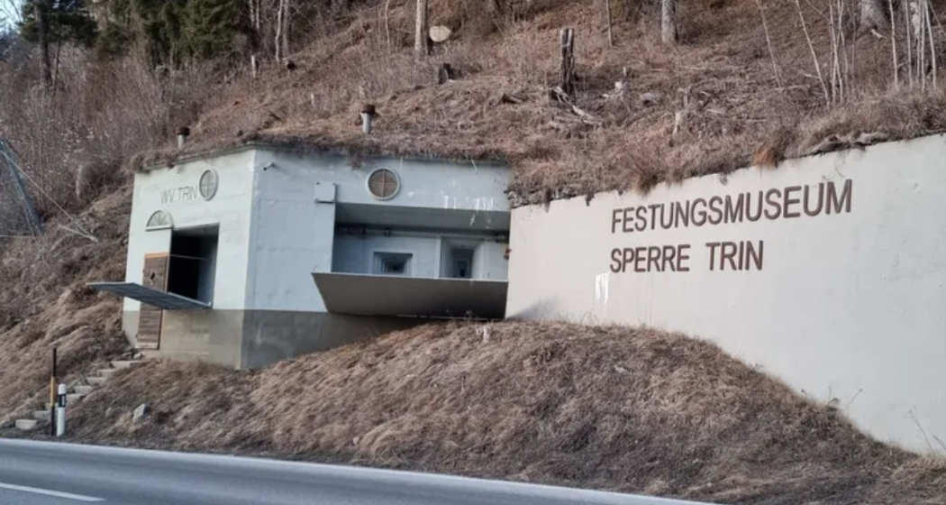 Führung durch die ganze Sperranlage Trin (gdl_803960684_image) Führung durch die ganze Sperranlage Trin (gdl_803960684_image)