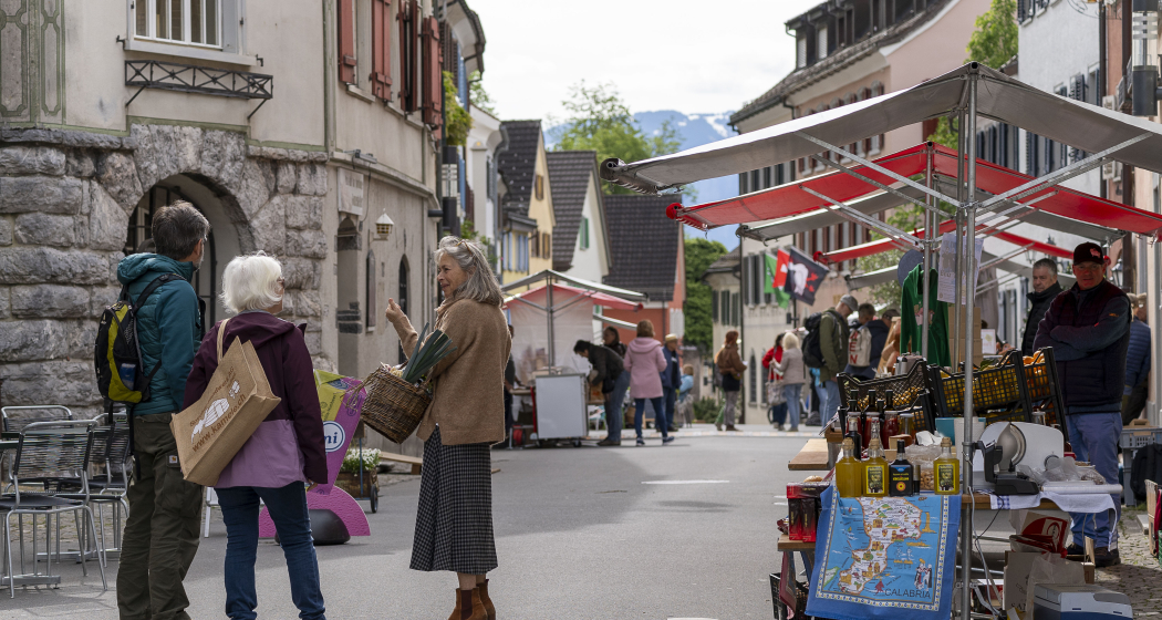 Wochenmarkt Sargans (gdl_861431951_image) Wochenmarkt Sargans (gdl_861431951_image)