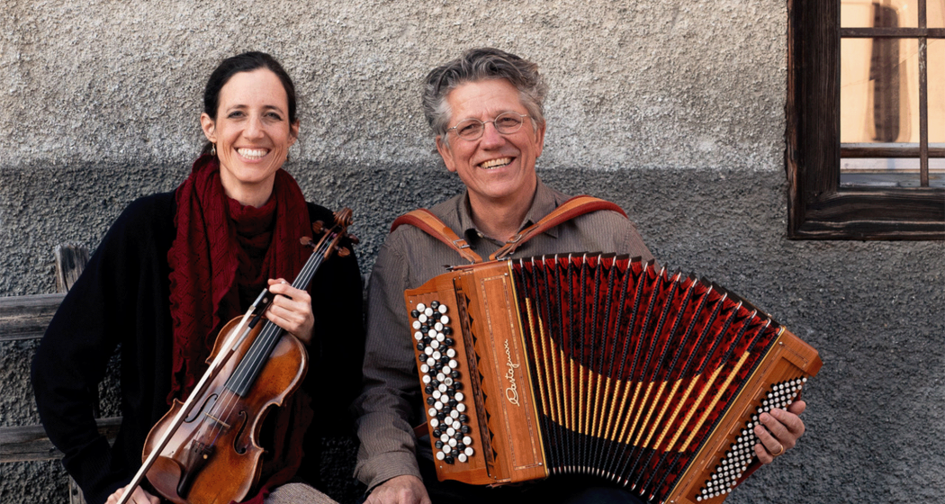 Bergkirchli-Konzert mit L. Zangger & F. Mettler (gdl_865226372_image) Bergkirchli-Konzert mit L. Zangger & F. Mettler (gdl_865226372_image)