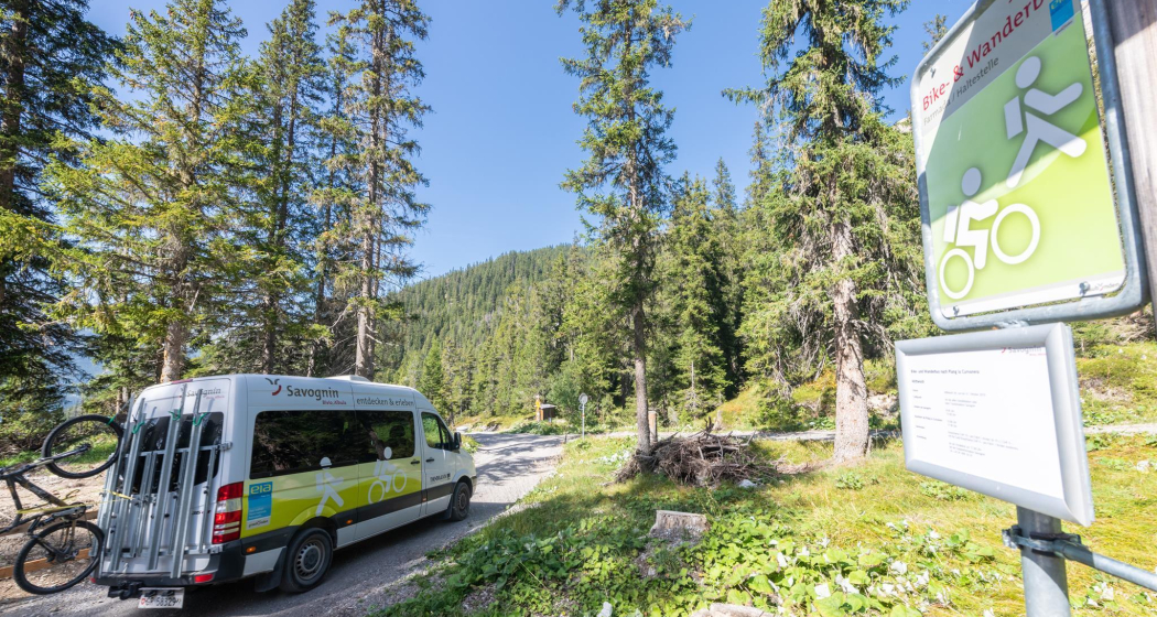 Bike- & Wanderbus Tga – Savognin (gdl_865955739_image) Bike- & Wanderbus Tga – Savognin (gdl_865955739_image)