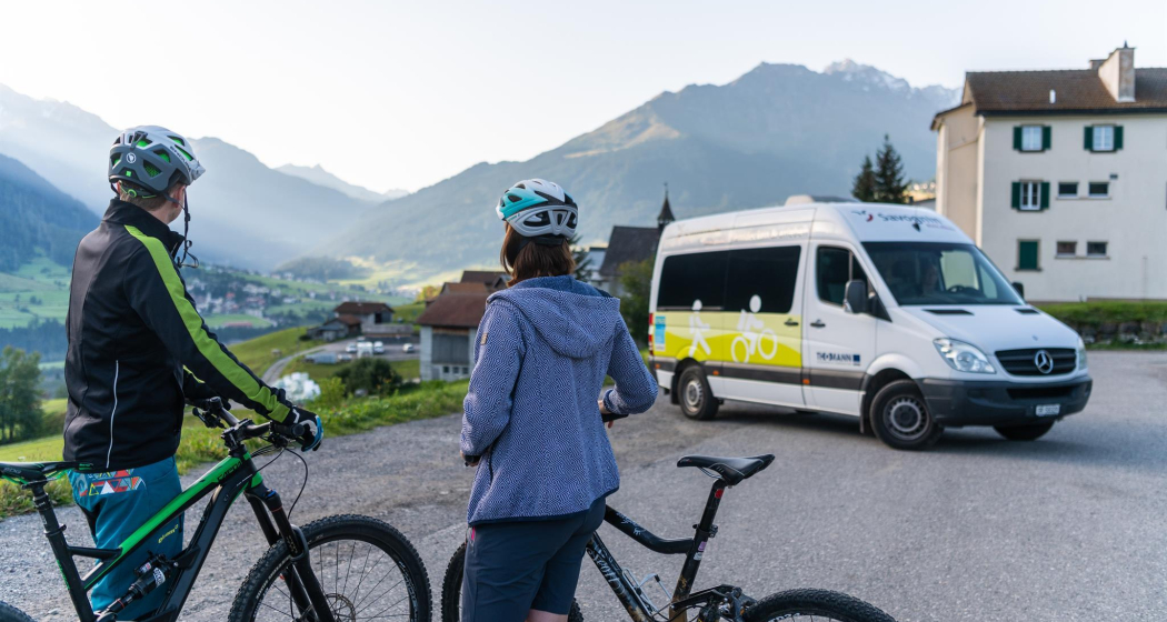 Bike- & Wanderbus Pensa – Savognin (gdl_865955752_image) Bike- & Wanderbus Pensa – Savognin (gdl_865955752_image)