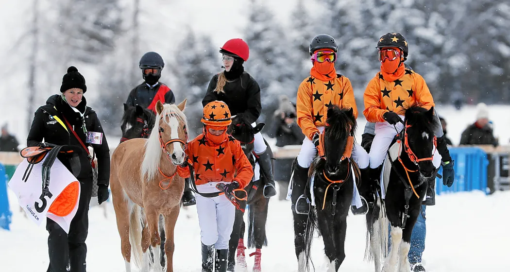 White Turf Family Days (gdl_869715292_image) White Turf Family Days (gdl_869715292_image)