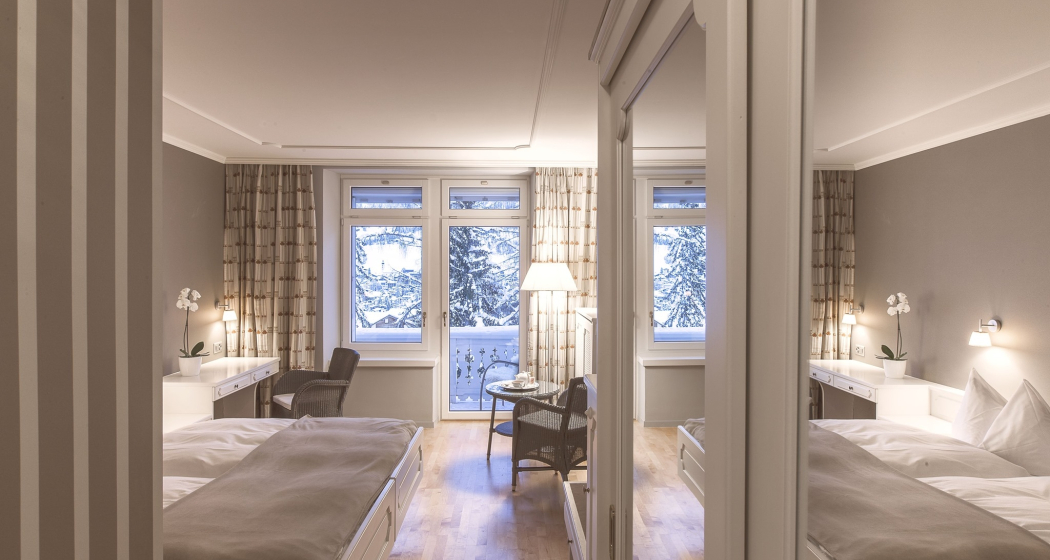 Yoga und die Kraft des Schweigens im ****Wellness Hotel Schweizerhof Flims (gdl_871074834_image)