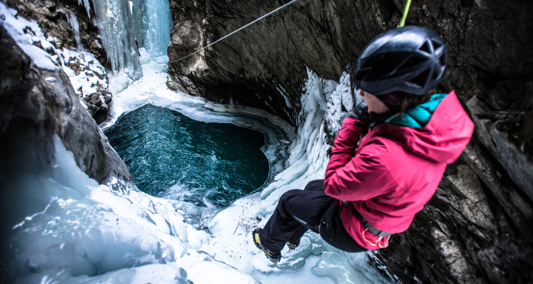 Schluchtenwanderung_Winter_Canyoning_Pontresina_Februar_2017 (6) Schluchtenwanderung_Winter_Canyoning_Pontresina_Februar_2017 (6)